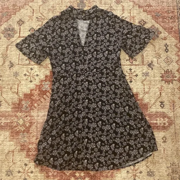 US 10 H&M dress - Picture 2 of 2
